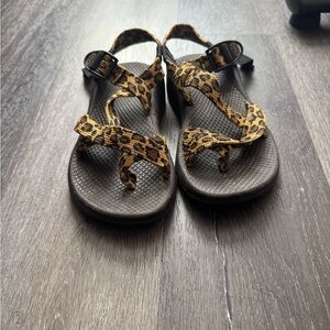 Leopard print Chaco sandal